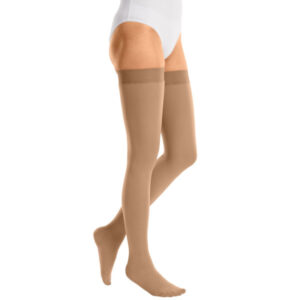 mediven® cotton CCL2 AG Schenkelstrümpfe kurz (62-71 cm) mit Noppenhaftband