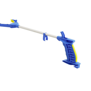 2 x Falke Greifzange, blau, die leichte Greifhilfe mit Softgriff, inkl. Magnet und Clip, Doppelpack (1 x kurz 60cm + 1x lang 78cm)